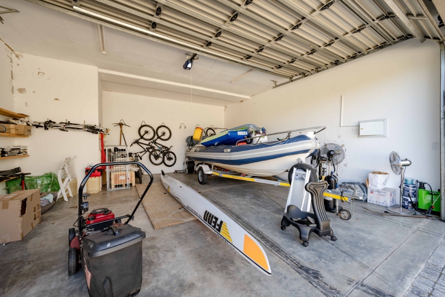 5 Bedroom Property for Sale in Keurbooms River Western Cape